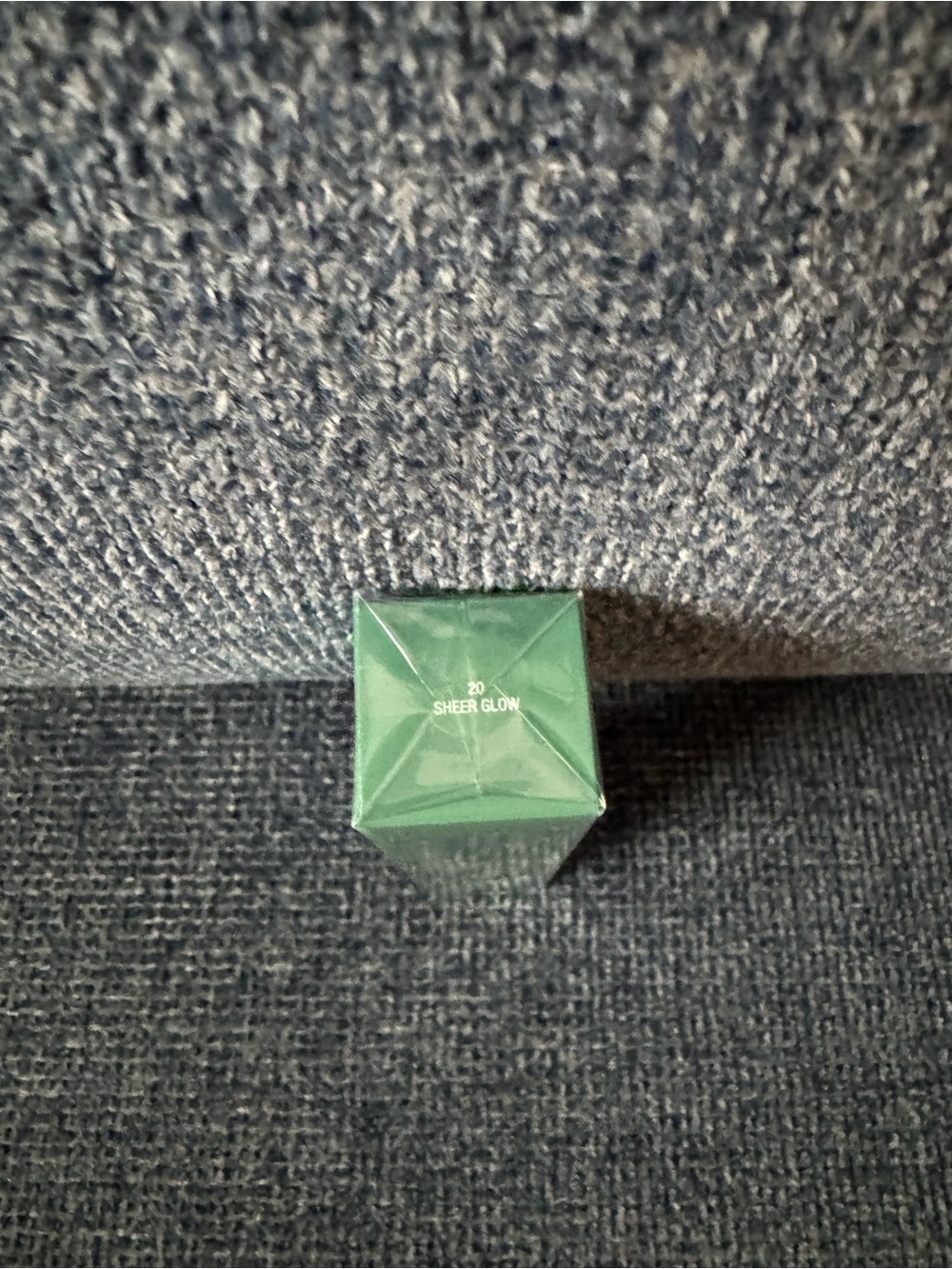 La Mer lip volumizer. Color 20 sheer glow - Picture 6 of 7